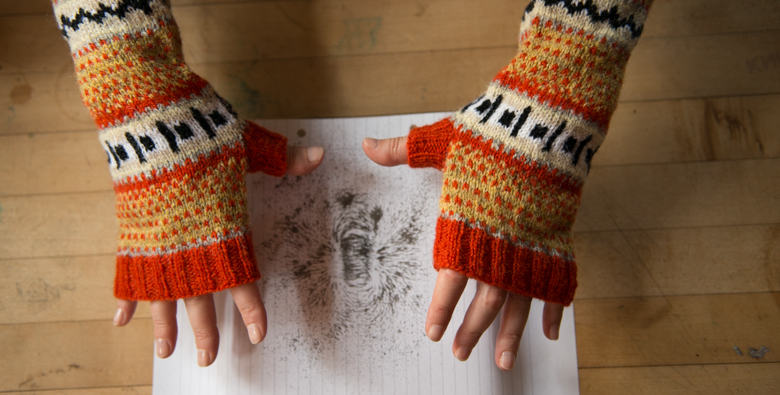 100% WOOL wristwarmers, inspired by "The Wonders of Electricity" and perfect for experiments with iron filings + magnets